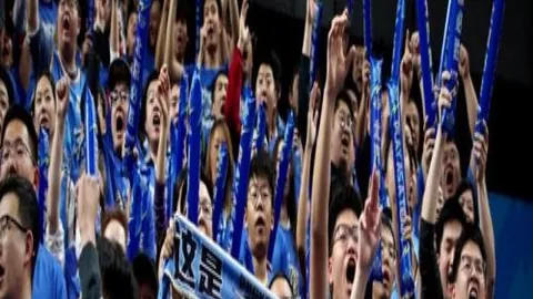 辽宁队三冠辉煌历程艰辛，新疆队未来可期沈煜解析CBA